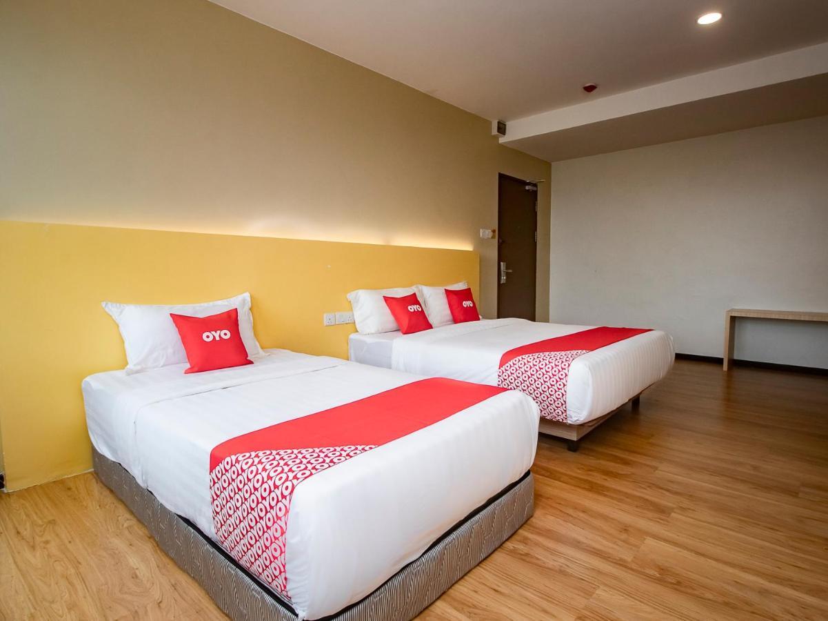 Oyo 90105 Towermas Hotel Sibu Buitenkant foto